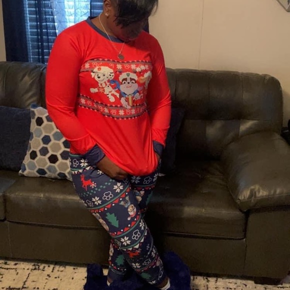 Adult Red/Blue PAW PATROL Family matching Christmas pajamas - Picture 7 of 8
